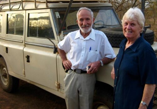 Pregate per i missionari australiani Ken e Jocelyn Elliot